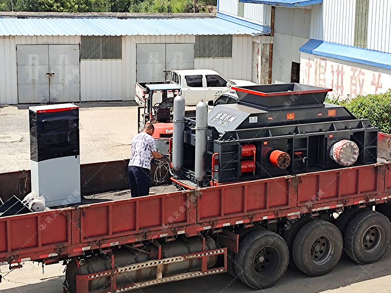 2025 年制砂設備新趨勢：全自動液壓對輥制砂機為何成行業優選？